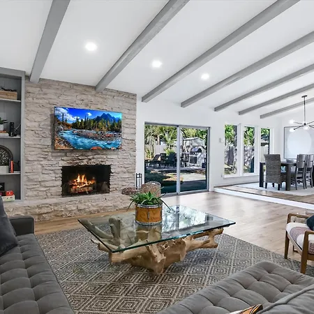 Broadmeade Bungalow - Private Pool & Fire Pit